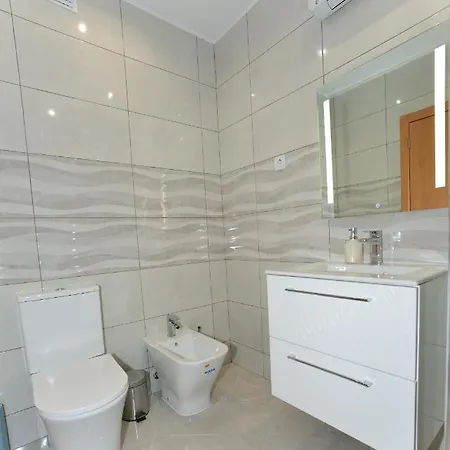 High In The Sky Apartment