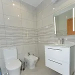 High In The Sky Апартаменты