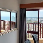 High In The Sky Апартаменты *