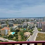 Апартаменты High In The Sky